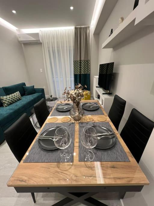 Luxury Apartment Near Acropolis アテネ エクステリア 写真
